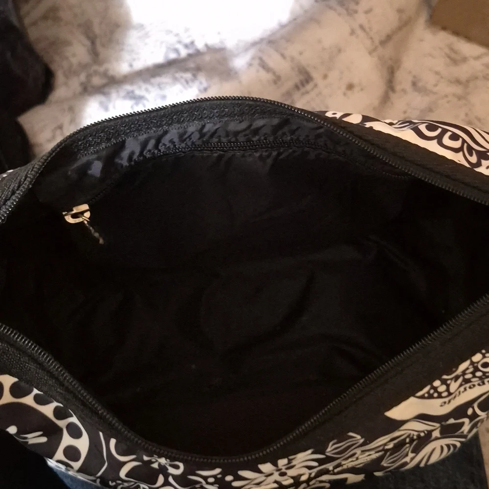 LeSportsac Black and White Floral Shoulder Crossbody Zip Bag